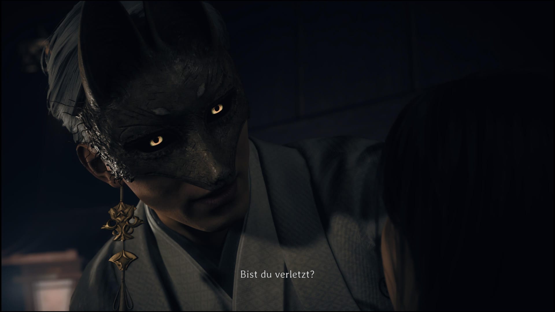 ... er scheint uns zugewandt, doch eine besessene Puppe scheint immer wieder vor ihm zu warnen... © Konami